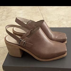 Intentionally Blank Camel Color Leather High Heels Size 7